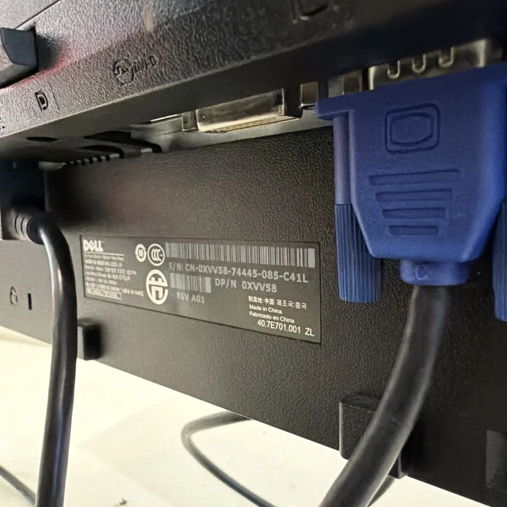 Dell UltraSharp U2211Ht 21.5
